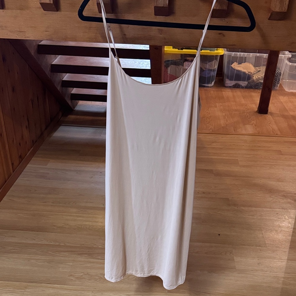 Jockey Size Large L silky slip Cream Chemise great under a dress